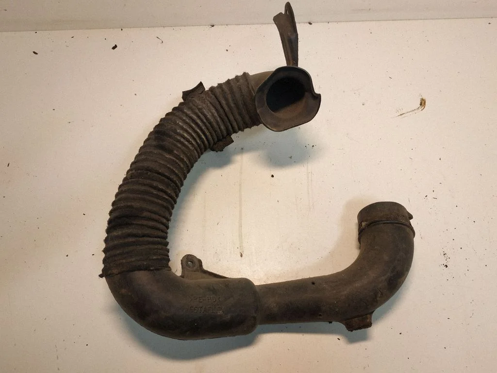 Motora dzesēšanas caurule (-es)/šļūtene (-es)