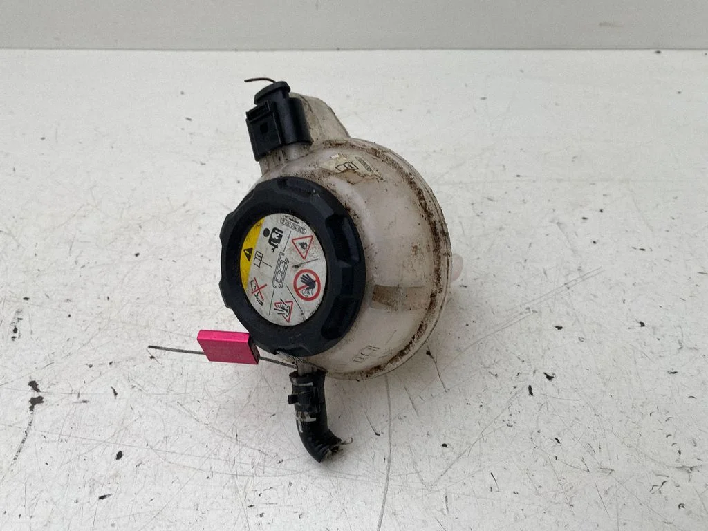 Coolant expansion tank/reservoir – Volkswagen e-Golf (2014-)