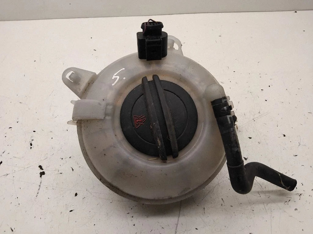 Coolant expansion tank/reservoir – Volkswagen e-Golf (2014-)