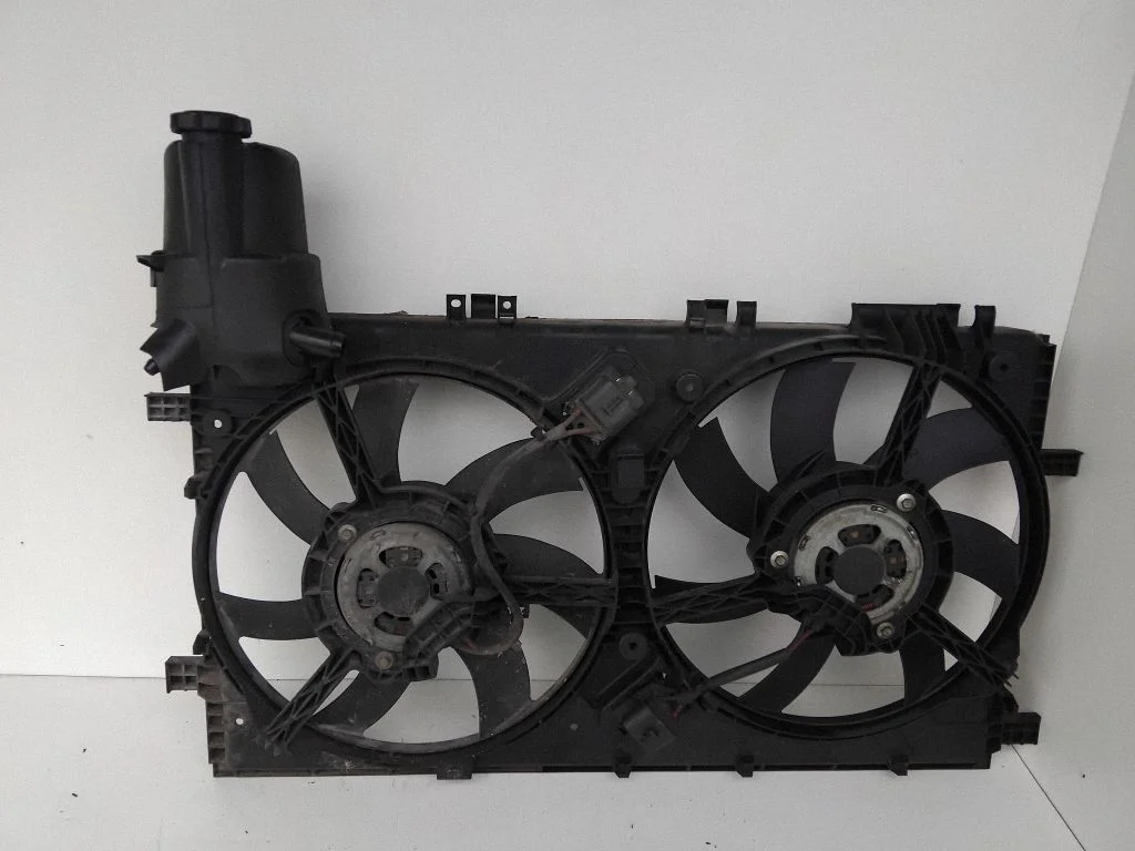 Electric radiator cooling fan P0270003