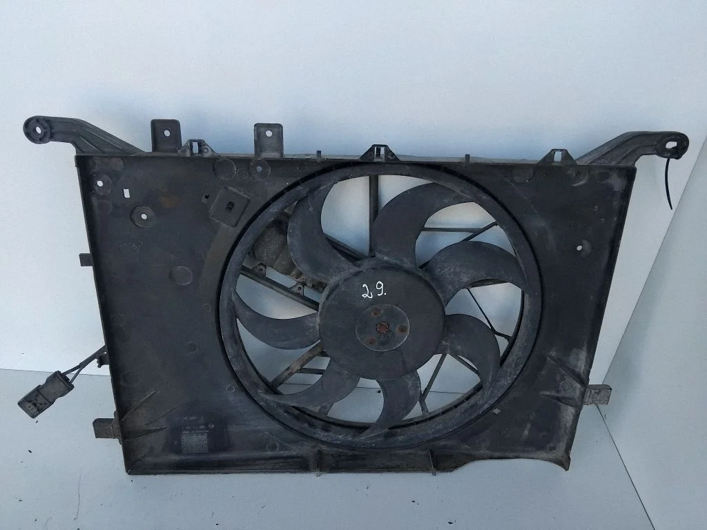 Elektriline radiaatori jahutusventilaator – Volvo V70 (2000-2004)