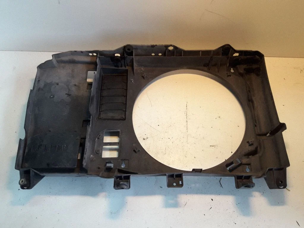 Radiatora ventilatora difuzors