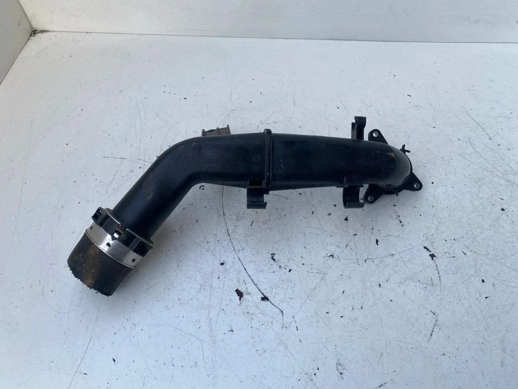 Intercooler hose/pipe 13240176