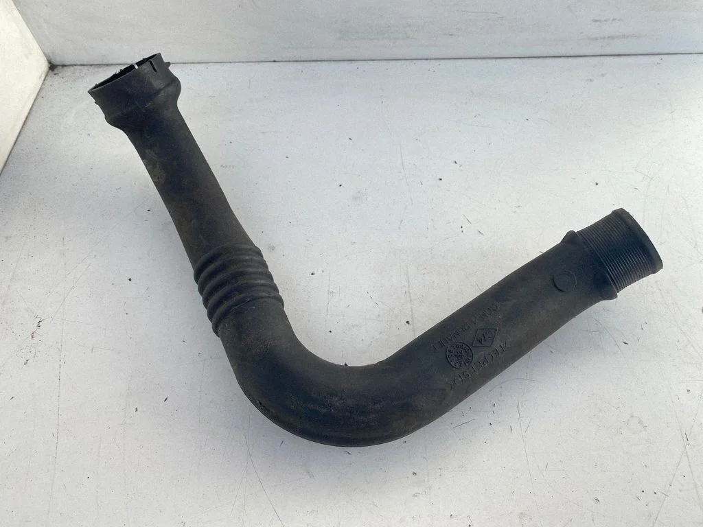 Intercooler hose/pipe