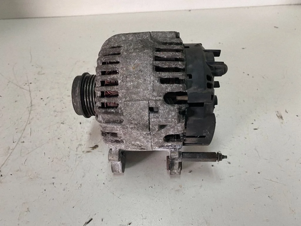 Generaator 06F903023C