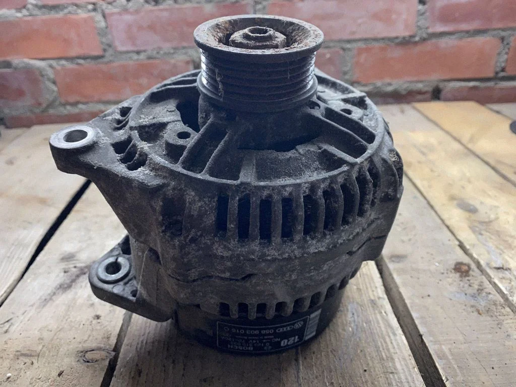 Ģenerators 058903016C