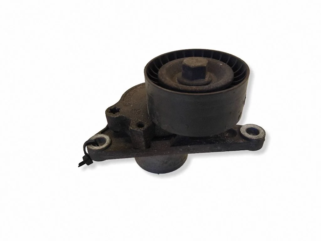 Napinacz paska – Nissan Qashqai (2006-2010)