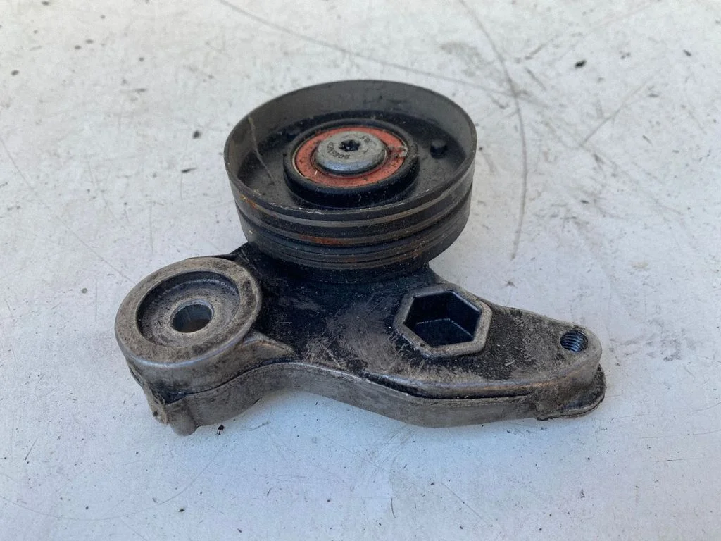 Generator/alternator belt tensioner – Audi A6 S6 C5 4B (1997-2005)