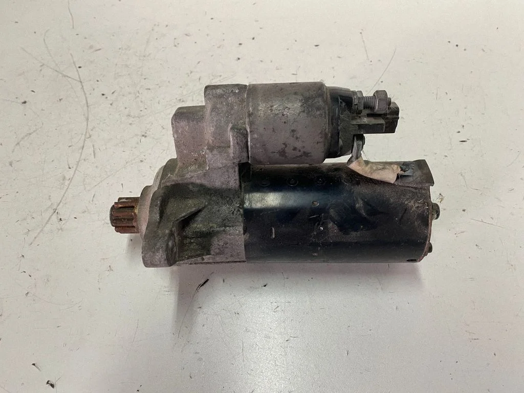 Starter 02E911043H