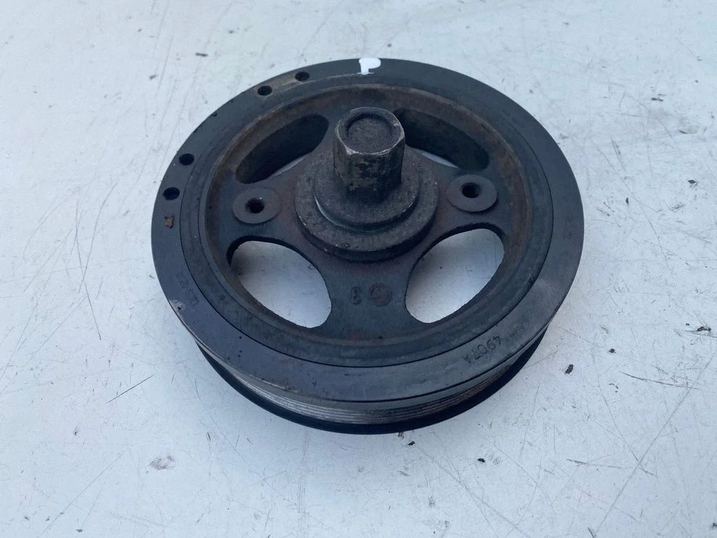 Väntvõlli rihmaratas – Toyota Avensis T250 (2006-2009)