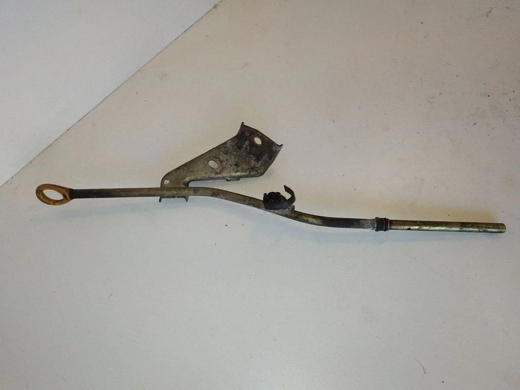 Oil level dip stick
