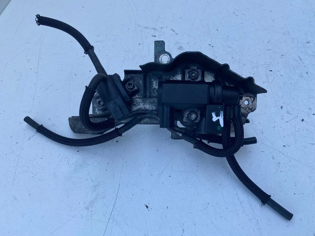 Turbo solenoid valve – Toyota Avensis T250 (2006-2009)
