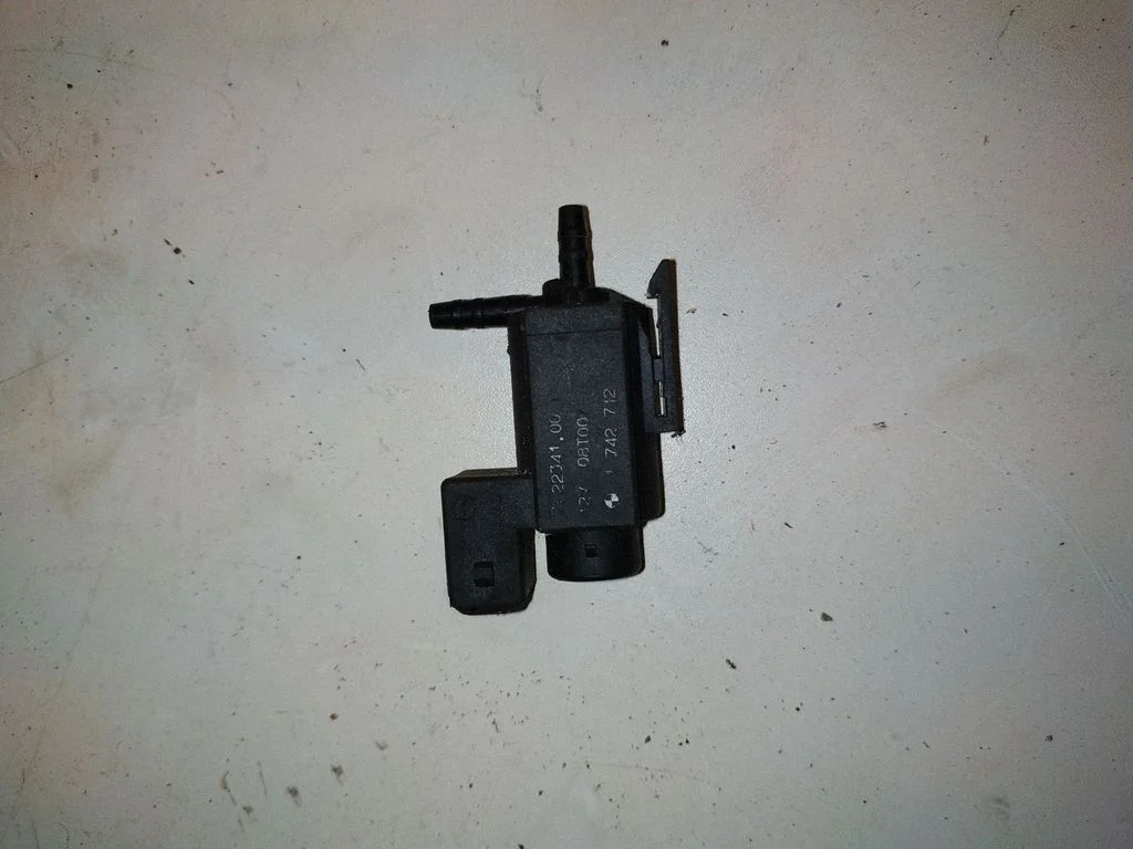 Turbo solenoid valve – BMW 5 Series E60 E61 (2004-2010)