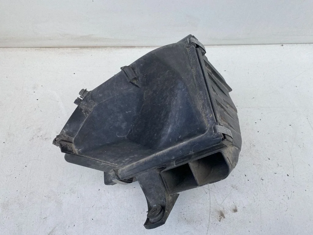 Õhufiltri korpus 4B0133837