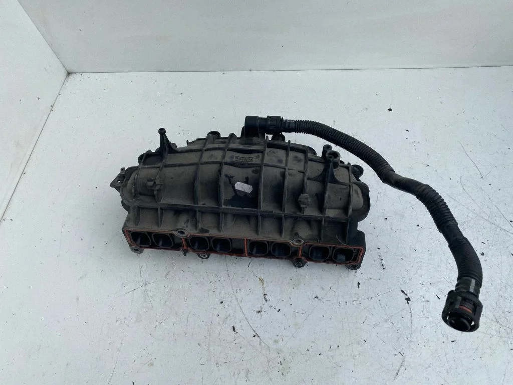 Intake manifold BM5Q9424L