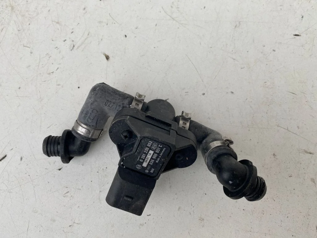 Air pressure sensor 036906051C
