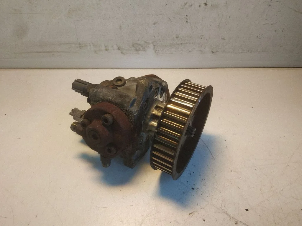 Augstspiediena degvielas sūknis – Toyota Avensis T250 (2003-2006)