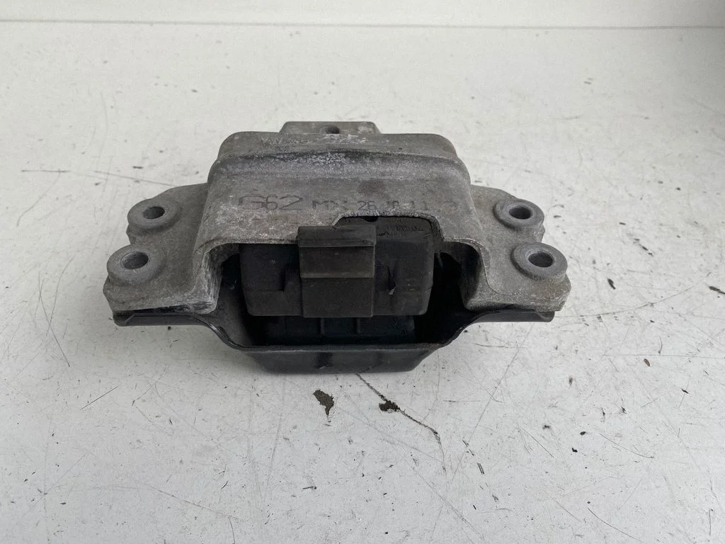 Engine mount bracket 1K0199555