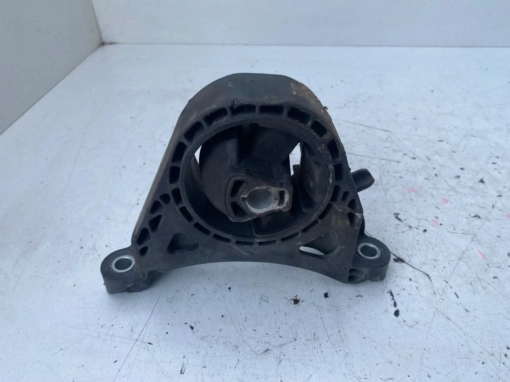 Engine mount bracket 2300061