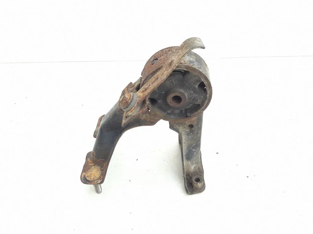 Engine mount bracket