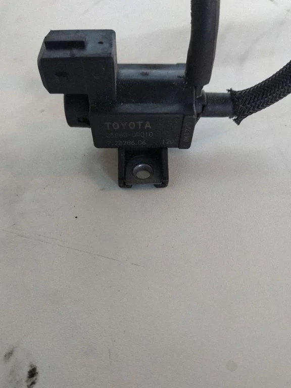 Vacuum valve – Lexus IS 220D-250-350 (2006-2013)