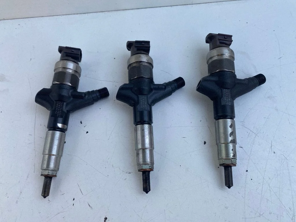 Pihustite (düüside) komplekt – Subaru Legacy (2007-2009)