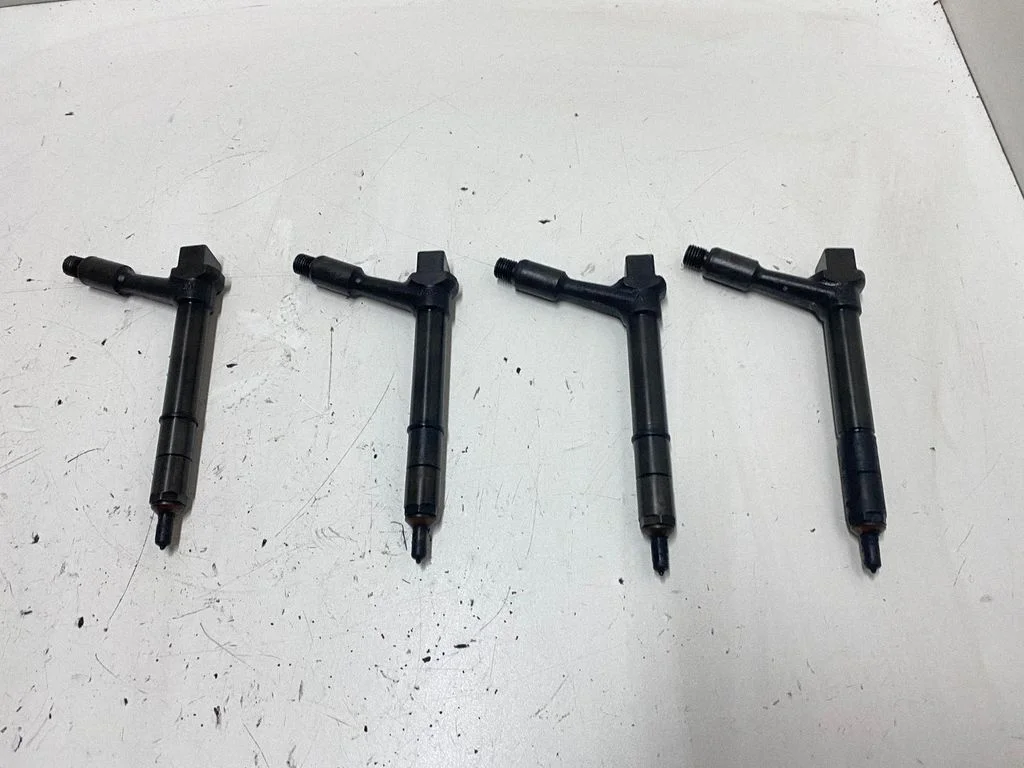 Fuel injectors set TJBB01901D