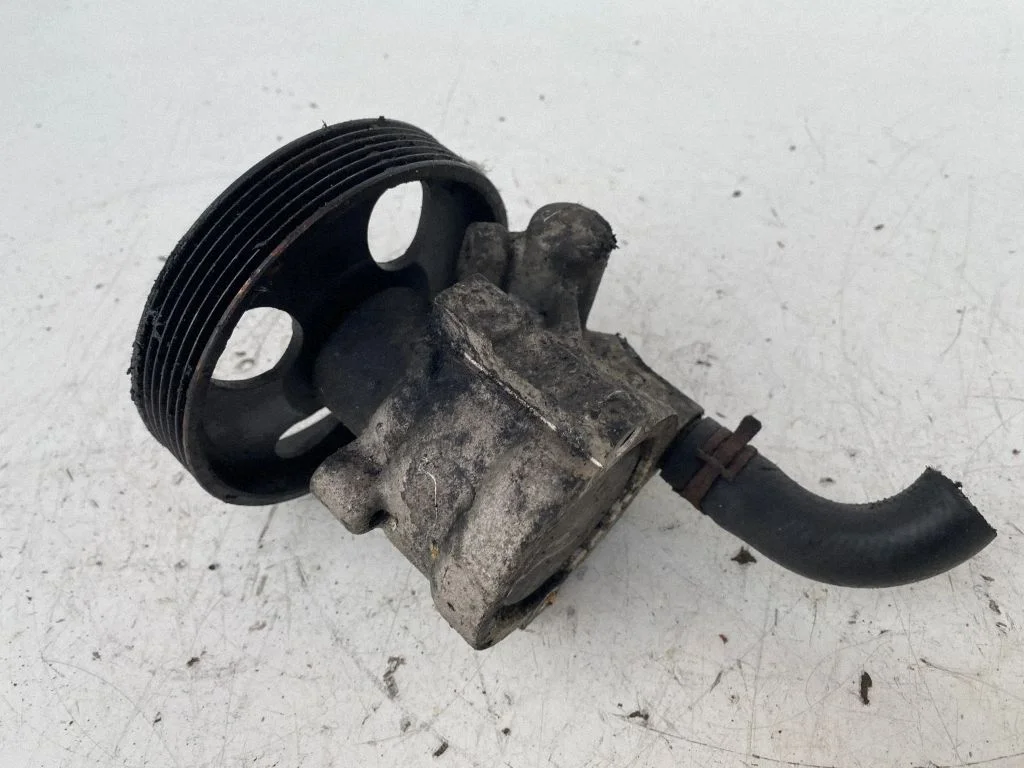 Power steering pump – Renault Laguna II (2001-2007)