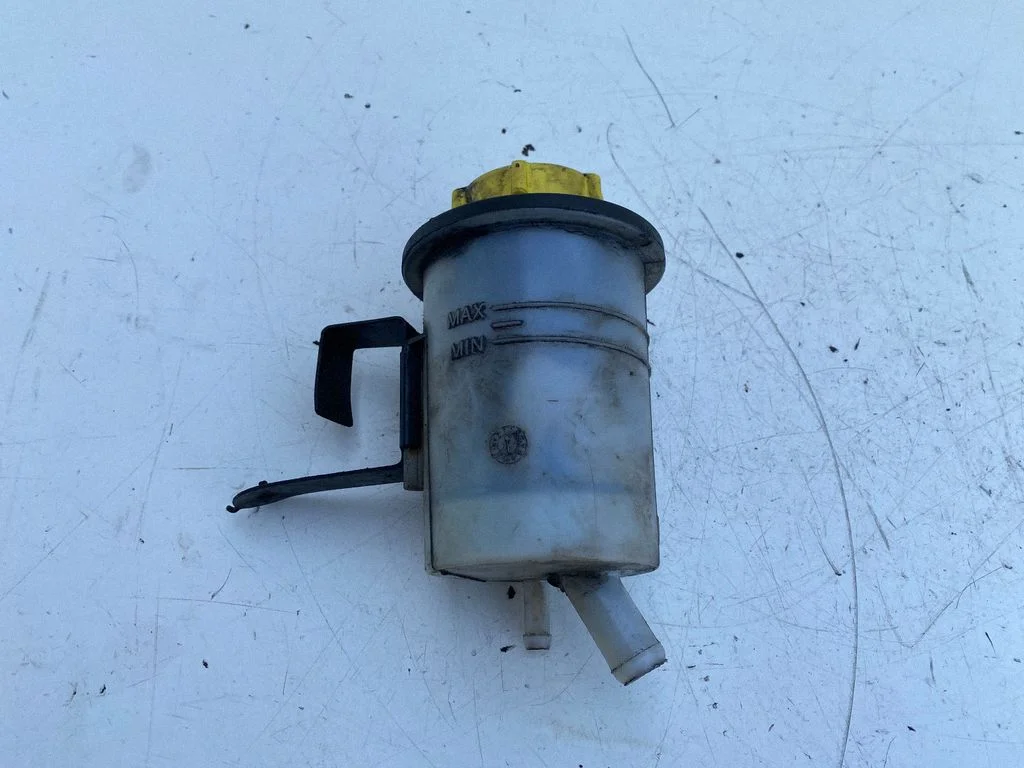 Power steering fluid tank/reservoir – Ford Transit - Tourneo Connect (2003-2008)