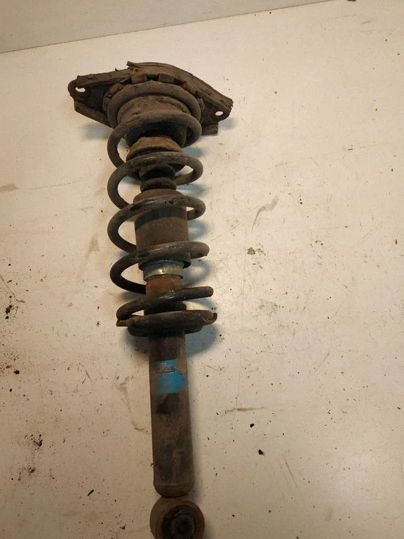 Rear shock absorber/damper