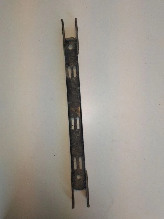 Tagumine ülemine õõtshoob
