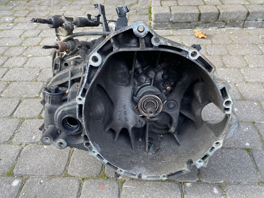 Manual 6 speed gearbox – Nissan Primera (2002-2007)