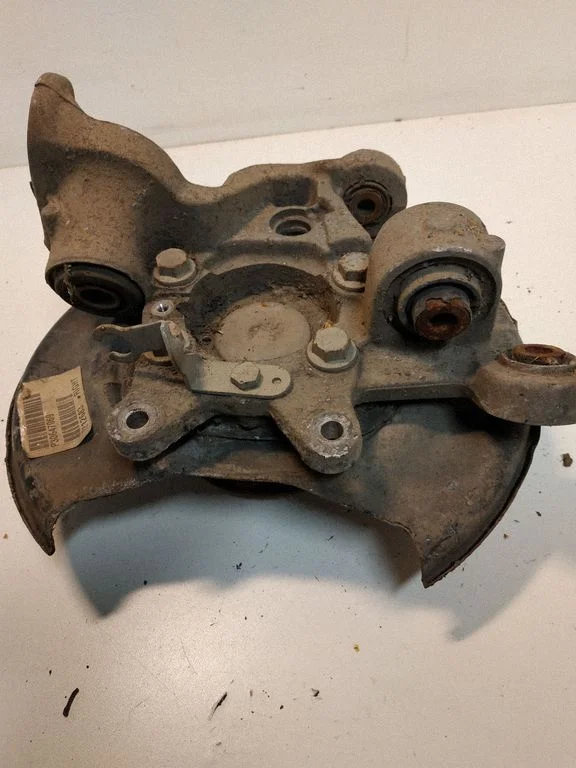 Tagumine rumm T212683