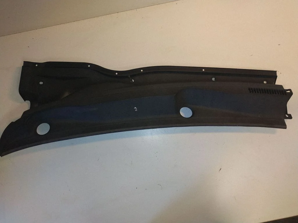 Wiper trim 557820F010