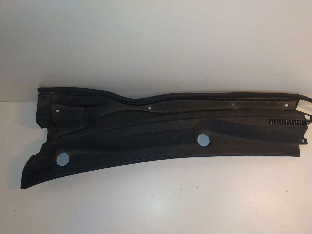 Wiper trim 557820F010