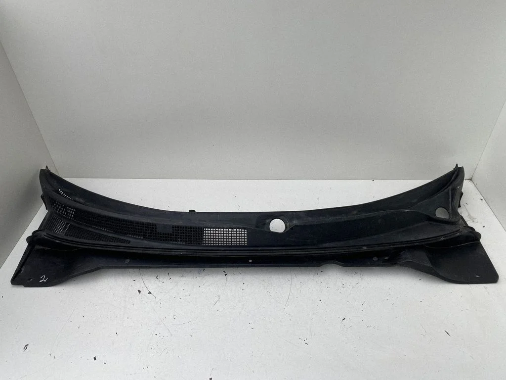 Wiper trim 86151B2000