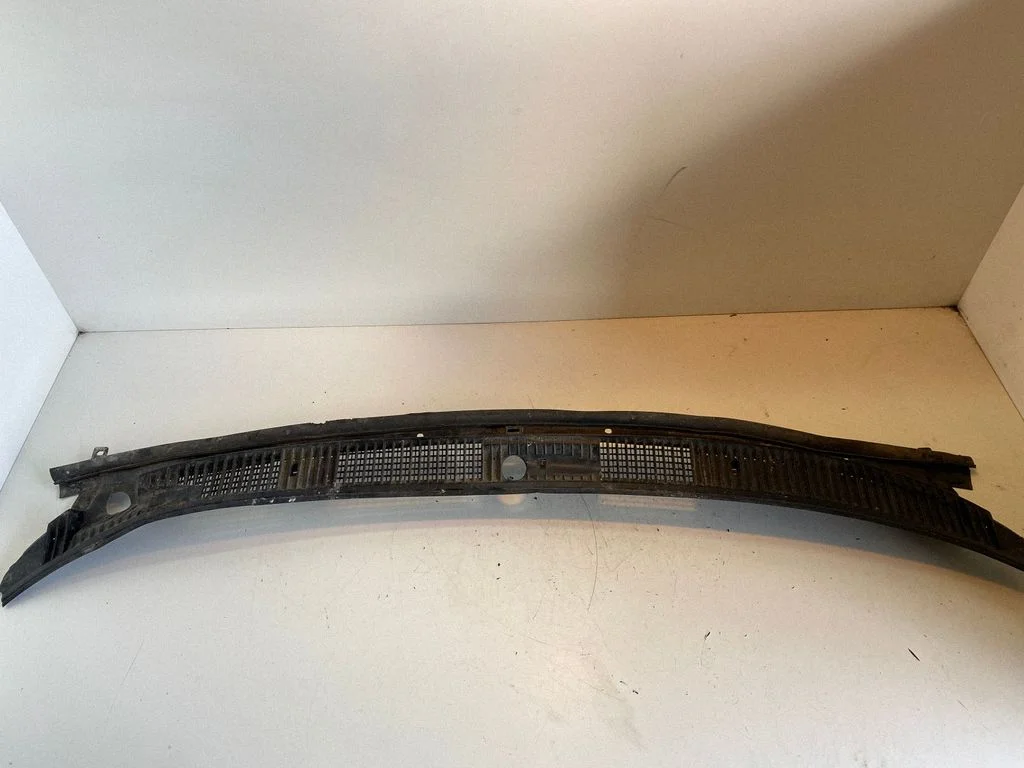 Wiper trim