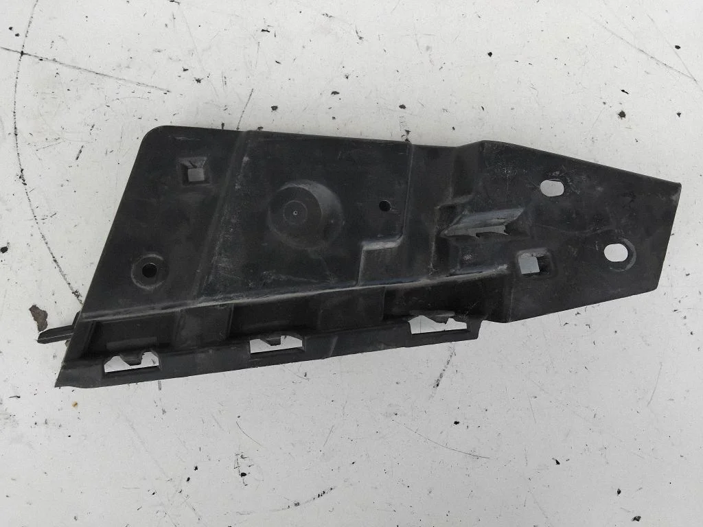 Aizmugurējā bufera turētājs 9688157680