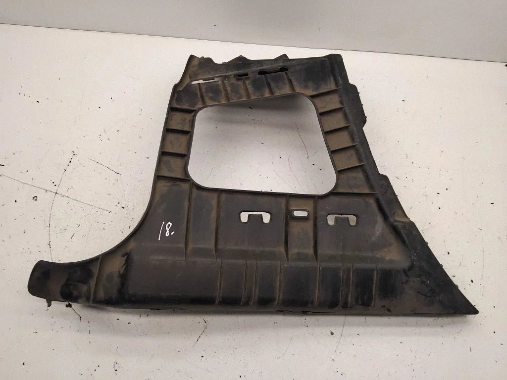 Rear bumper mounting bracket 51123400943