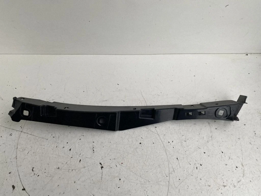 Aizmugurējā bufera turētājs – BMW i3 (2013-)