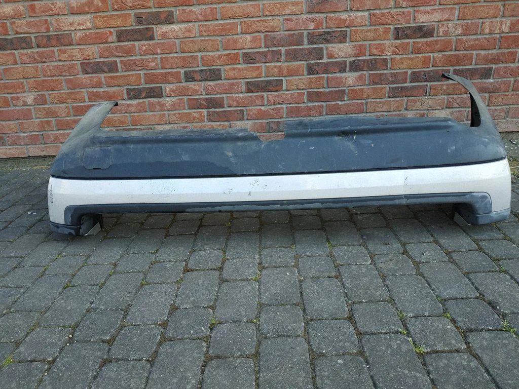 Rear bumper – Volvo V70 (2000-2004)