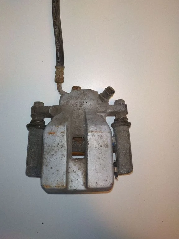 Rear brake caliper ADVICS38
