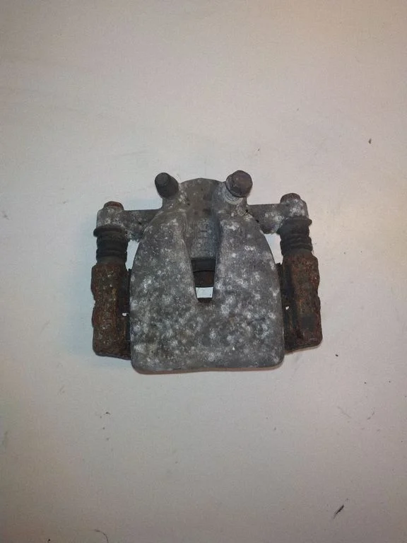 Tagumine pidurisadul – parem
