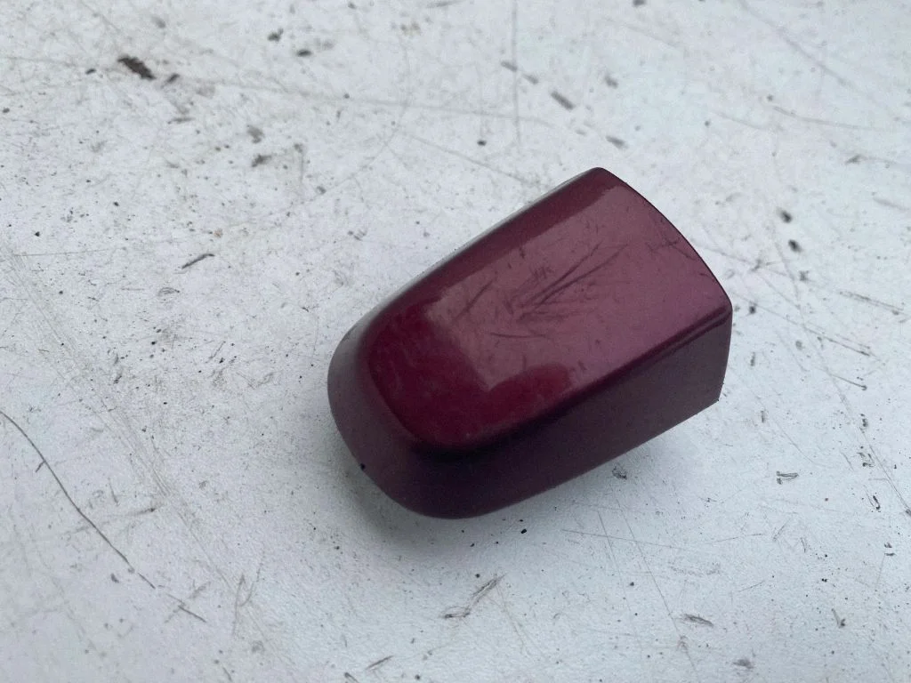 Esiukse välimine käepide