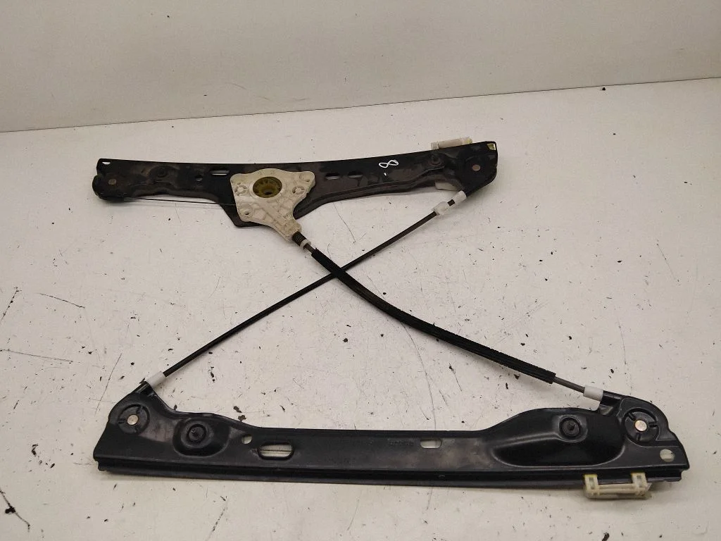 Front window lifting mechanism without motor – BMW 3 Series E90 E91 (2005-2012)
