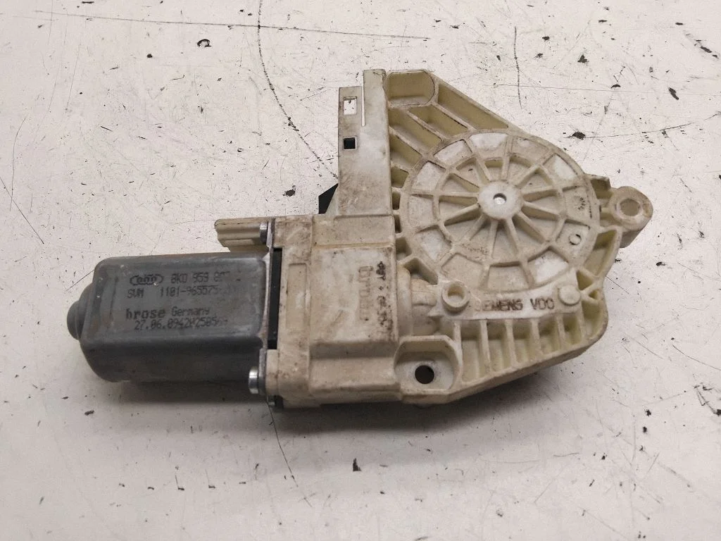 Front door window regulator motor – Audi A4 Allroad B8 (2008-2016)