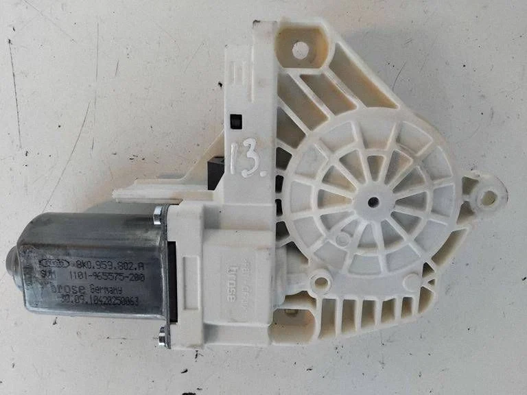 Front door window regulator motor – Audi A4 Allroad B8 (2008-2016)