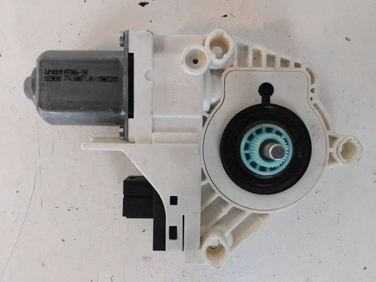 Rear door window regulator motor – Audi A6 Allroad C6 (2006-2011)