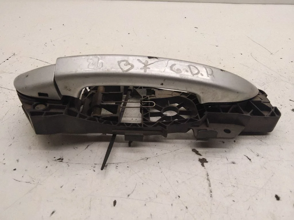 Rear door exterior handle – right