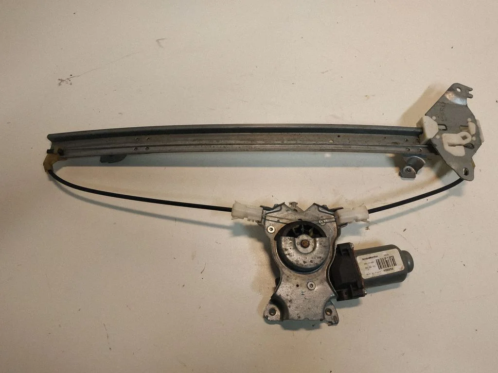 Rear door window regulator motor 400850